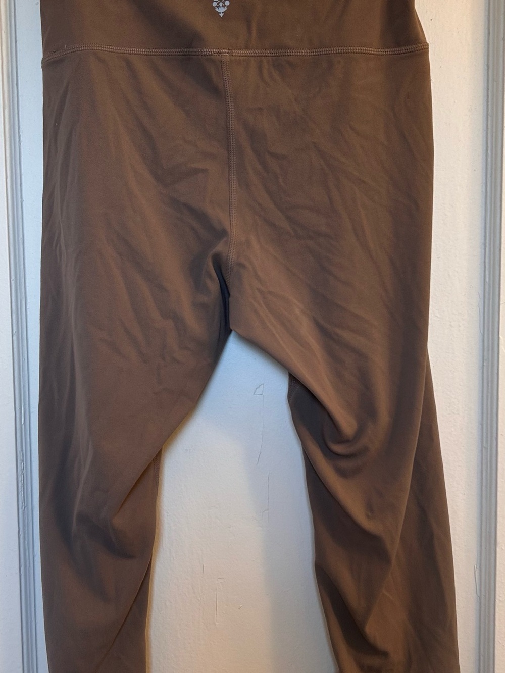 Free People Movement Never Better Capri Leggings Yoga S Taupe Athleisure - Picture 3 of 5